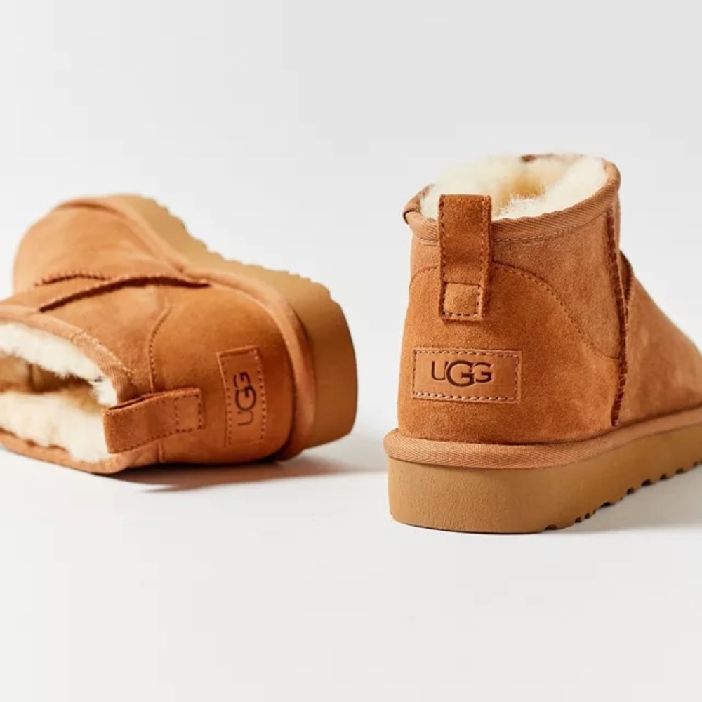 UGG ULTRA mini Classic Boot Bootie Short Chestnut Sz 8 NEW IN BOX NIB